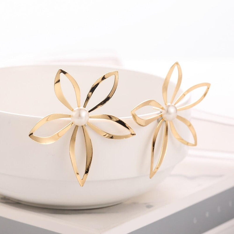 Geometrische Retro-Ohrringe in Schwarz, rund, Tropfenform, Sommerkollektion