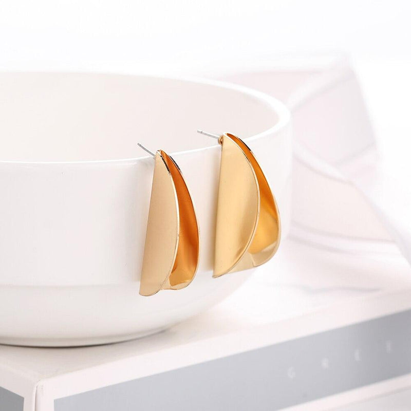 Geometrische Retro-Ohrringe in Schwarz, rund, Tropfenform, Sommerkollektion