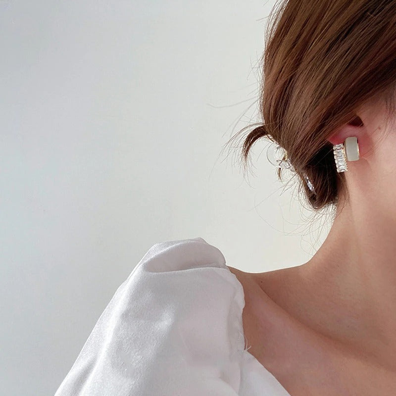 Glam Fashion Creolen mit Mikropflaster und Zirkonia