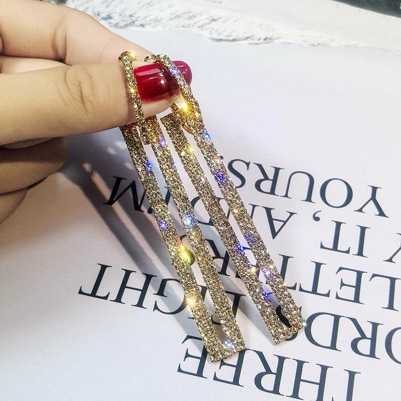 Schimmernde und glitzernde Strass-Schmuckkollektion