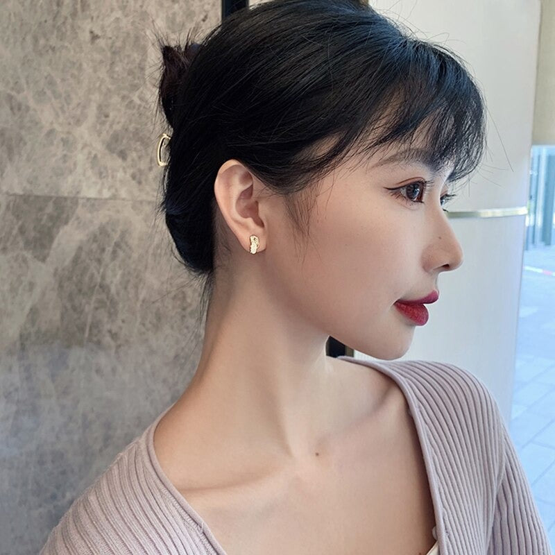 Glitzernde Ohrstecker und Halskette in Flip-Flop-Form mit Mini-Zirkon