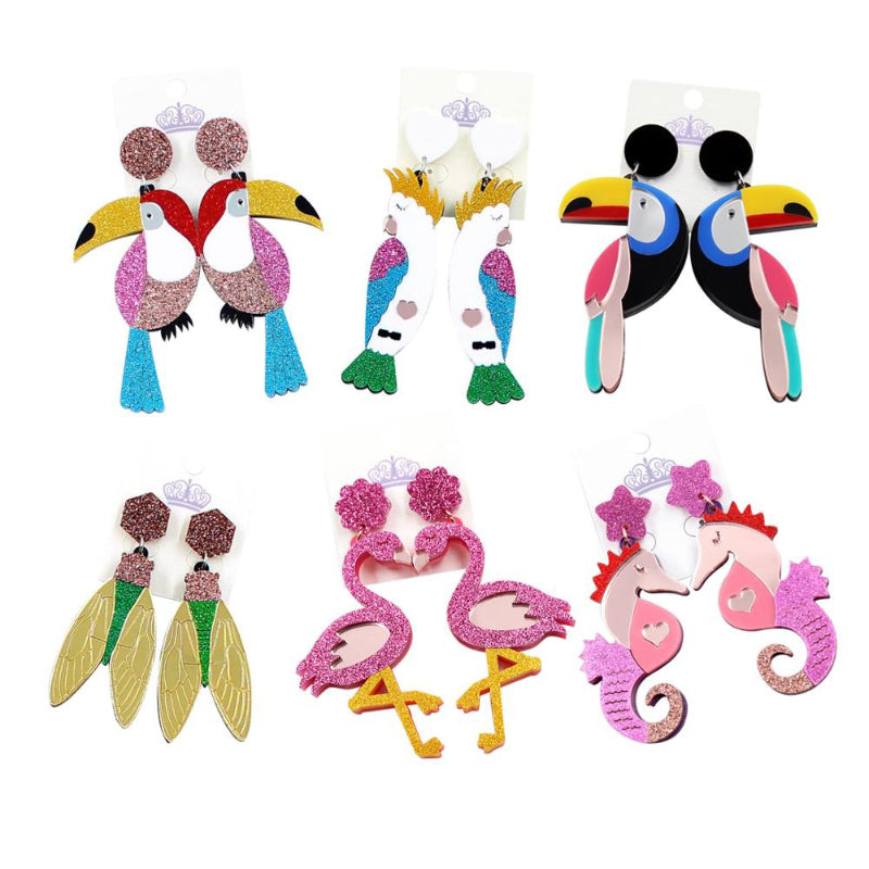 Glitzernde, sommerliche Statement-Ohrringe