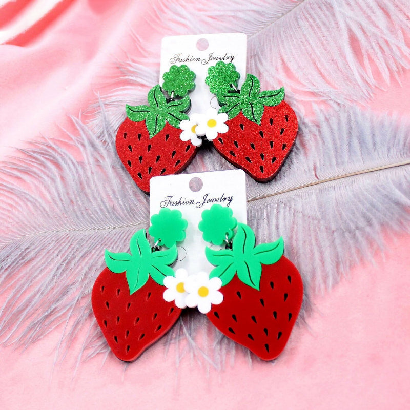 Glitzernde, sommerliche Statement-Ohrringe