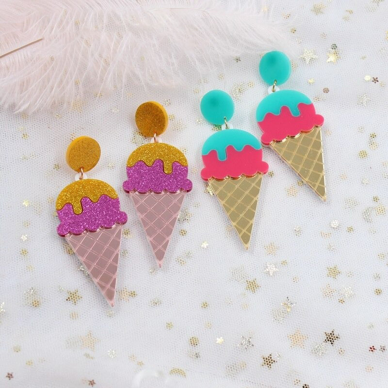 Glitzernde, sommerliche Statement-Ohrringe