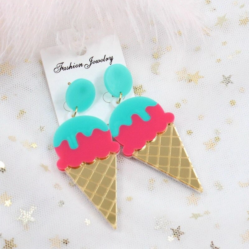 Glitzernde, sommerliche Statement-Ohrringe