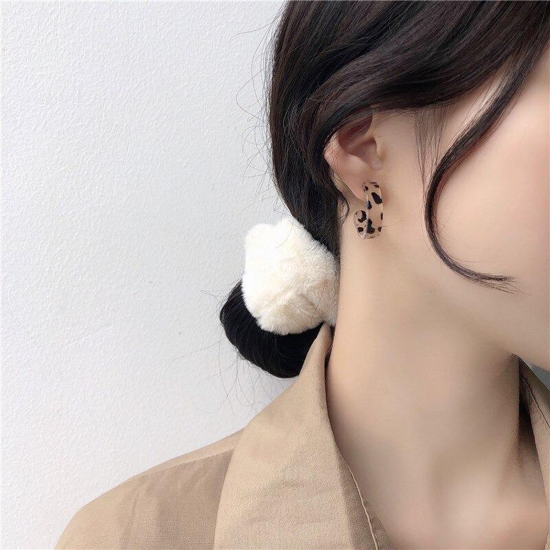 Wunderschöne Creolen mit Leopardenmuster