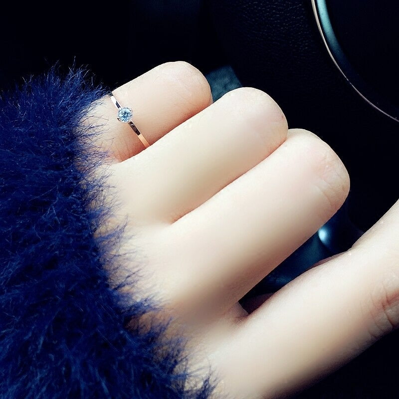 Wunderschöner minimalistischer Modering mit kubischem Zirkonia