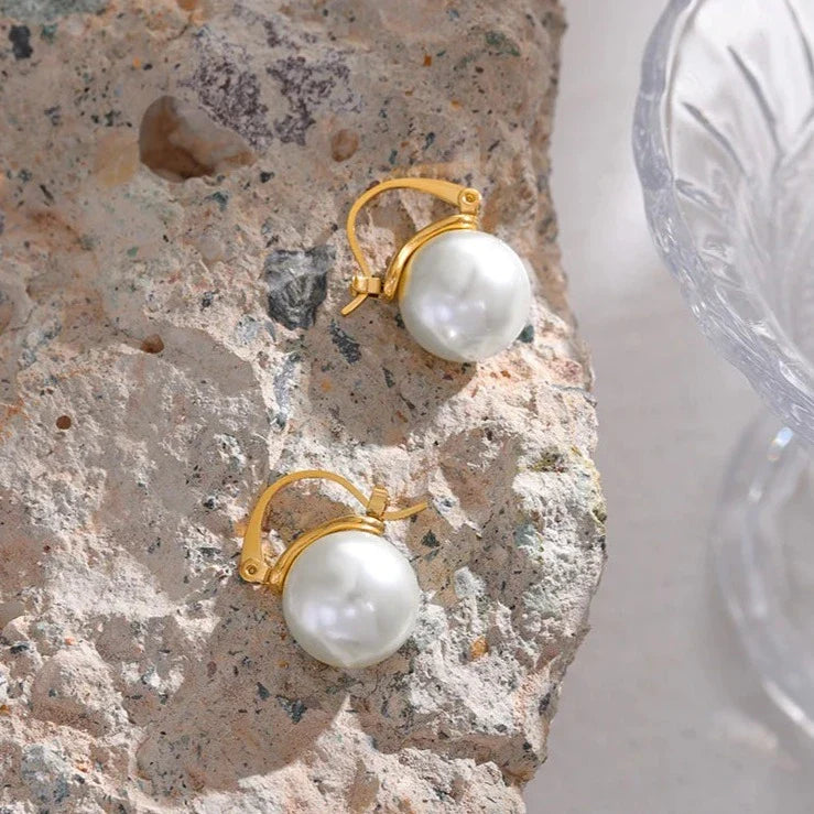 Creolen mit runden Perlen