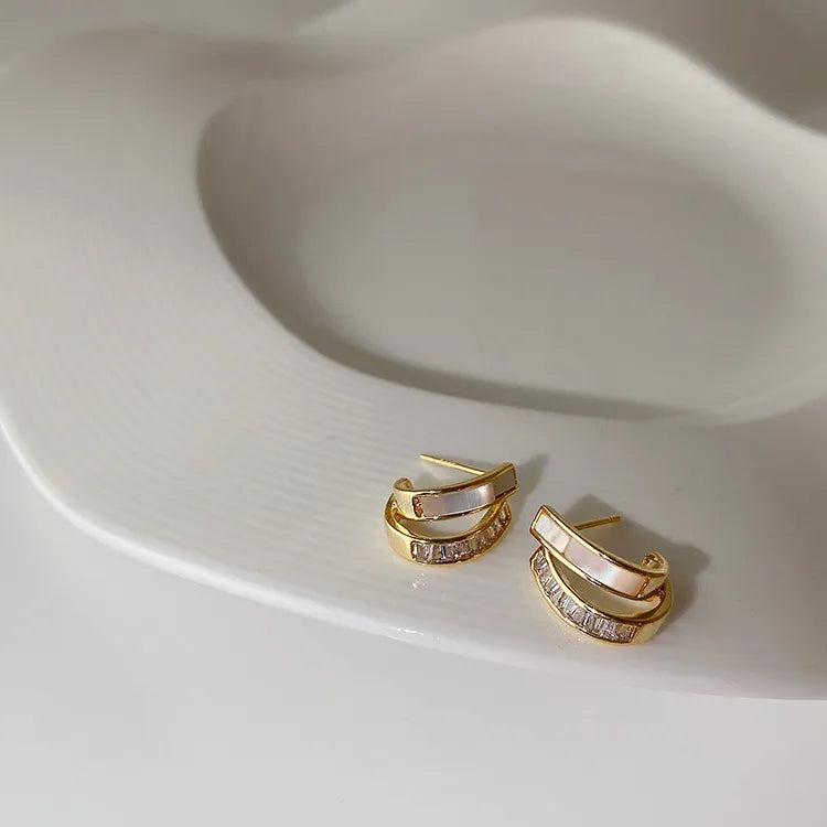 Goldohrringe Weißer Opal