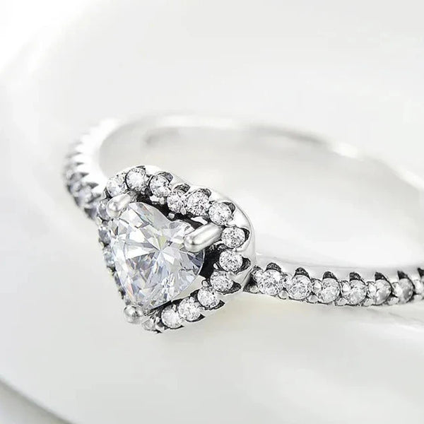 Silberner Vintage-Herzring