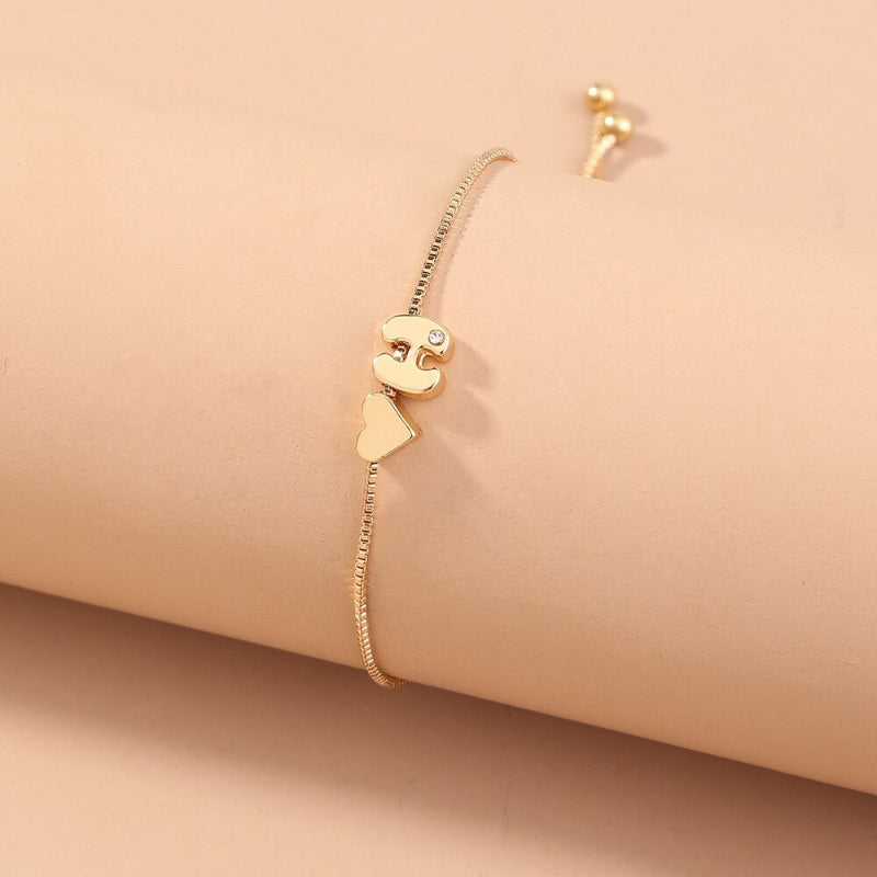 Personalisierte Liebesherz-Anfangsbuchstaben-Armbänder von A-Z