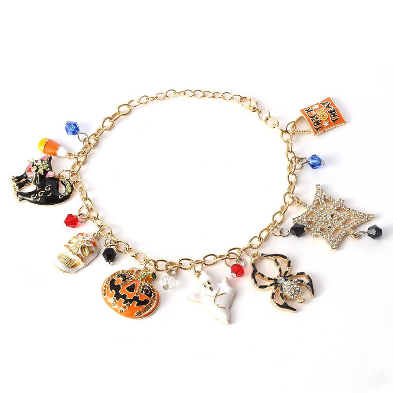Armbänder mit mehreren Charms zum Thema Halloween und Weihnachten