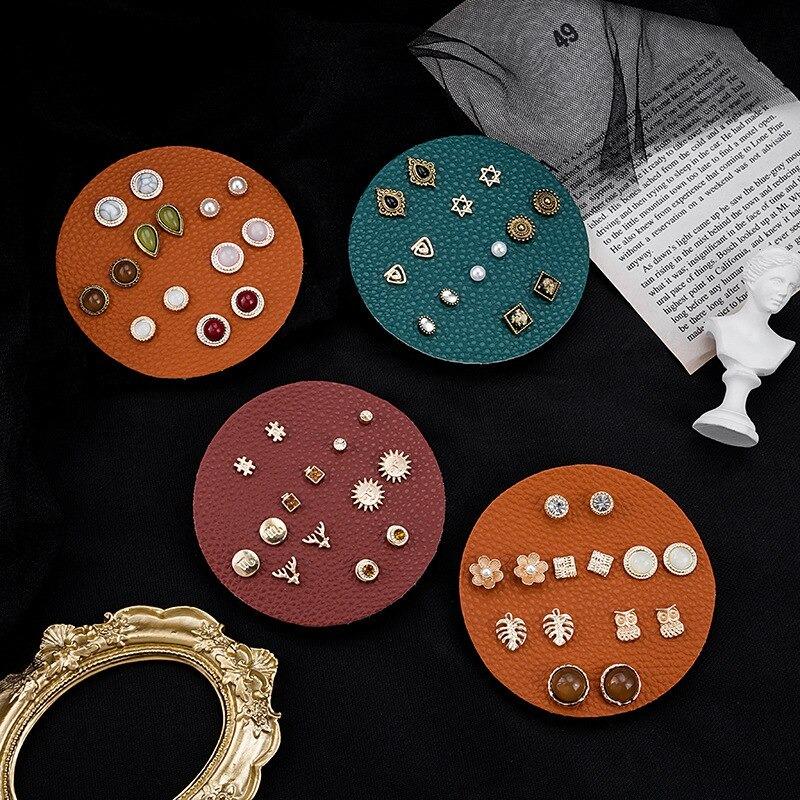 Handgemachte verschiedene Ohrstecker für jeden Tag