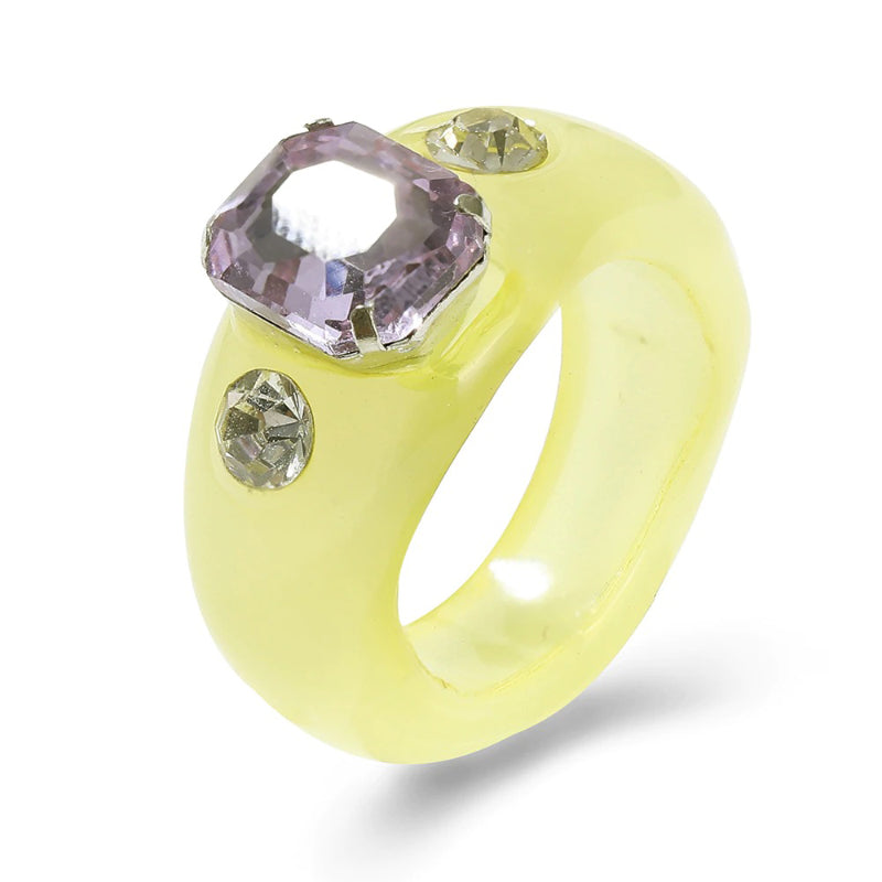 Handgefertigte bunte Acrylringe mit Perlen und Strasssteinen