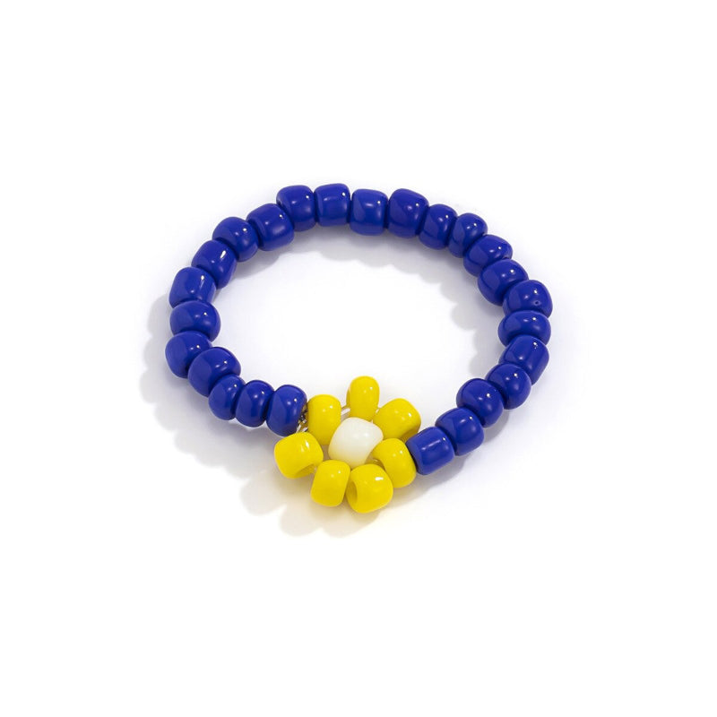 Handgefertigte bunte Acrylringe mit Perlen und Strasssteinen