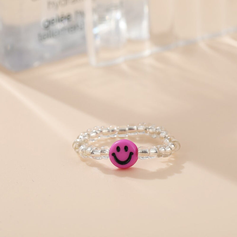 Handgefertigte bunte Acrylringe mit Perlen und Strasssteinen