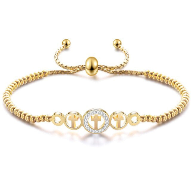 Handgefertigte Armbänder mit Herzanhängern und Strasssteinen