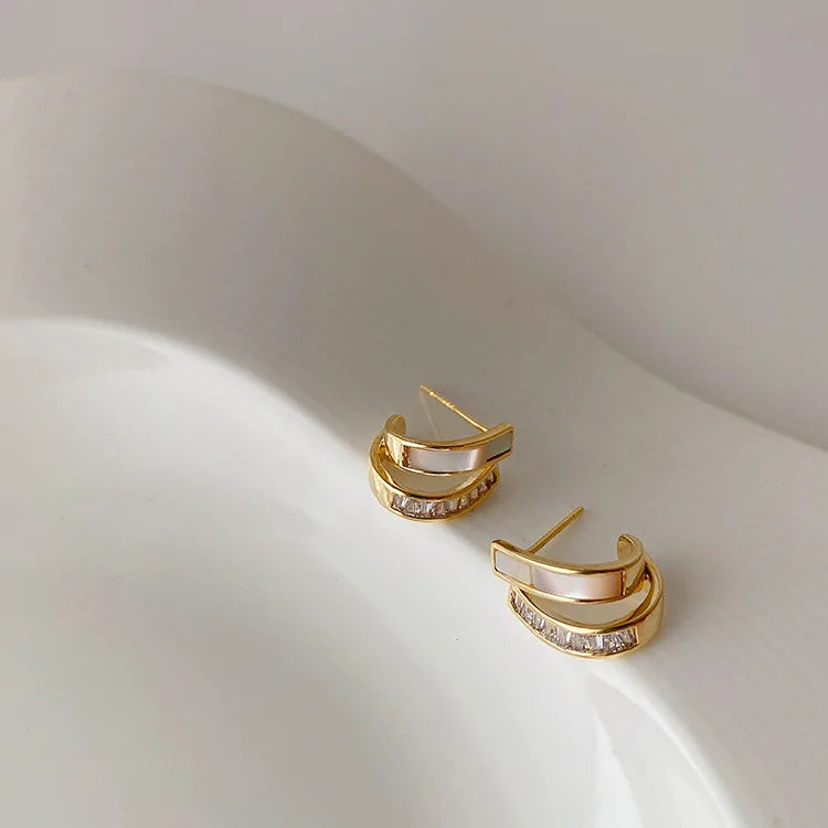 Goldohrringe Weißer Opal