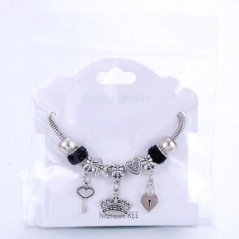 Charm-Armband-Kollektion „Herzen und Schlösser“