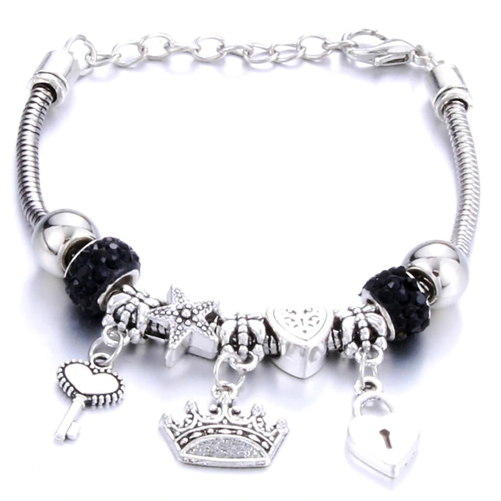 Charm-Armband-Kollektion „Herzen und Schlösser“