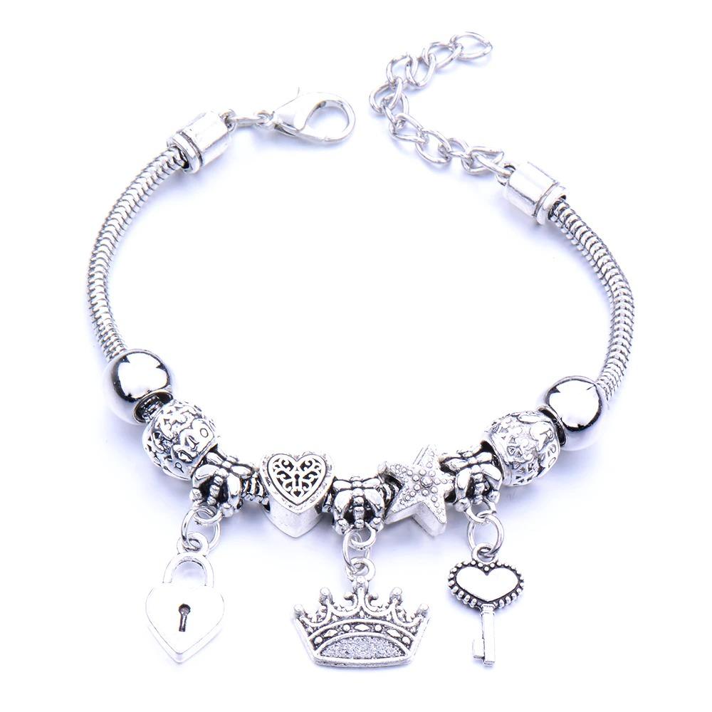 Charm-Armband-Kollektion „Herzen und Schlösser“