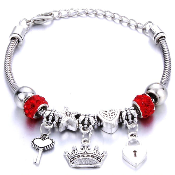 Charm-Armband-Kollektion „Herzen und Schlösser“