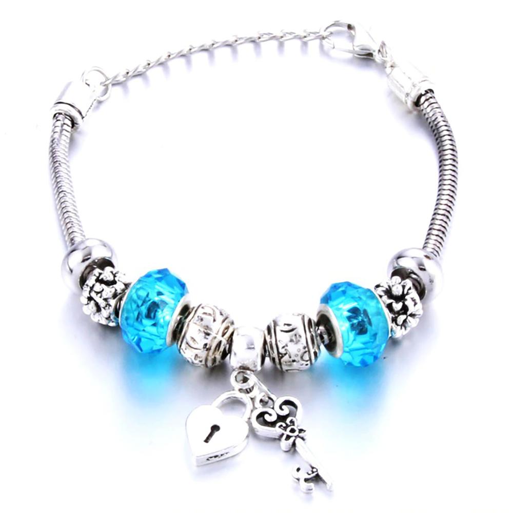 Charm-Armband-Kollektion „Herzen und Schlösser“