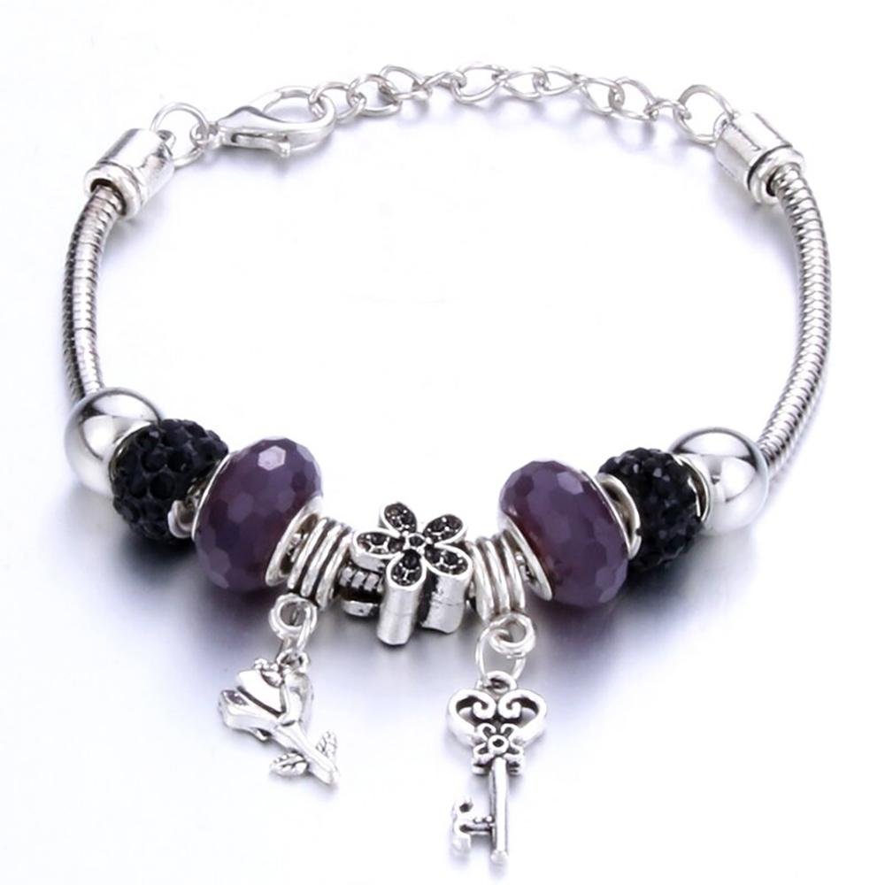 Charm-Armband-Kollektion „Herzen und Schlösser“
