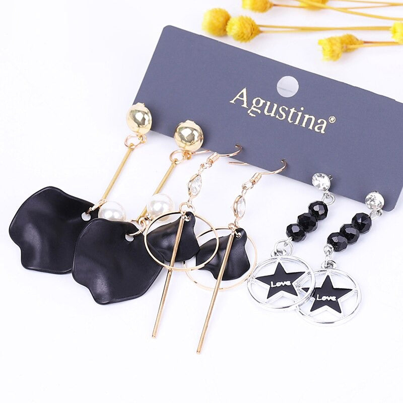 Hochmodisches mehrfarbiges Bohemian-Set mit langen baumelnden Ohrringen