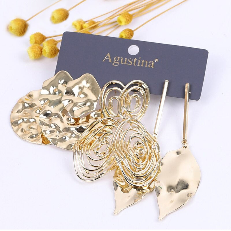 Hochmodisches mehrfarbiges Bohemian-Set mit langen baumelnden Ohrringen