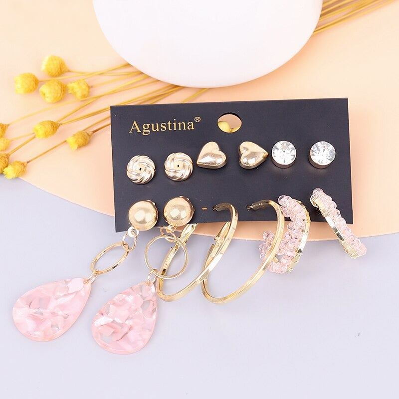 Hochmodisches mehrfarbiges Bohemian-Set mit langen baumelnden Ohrringen