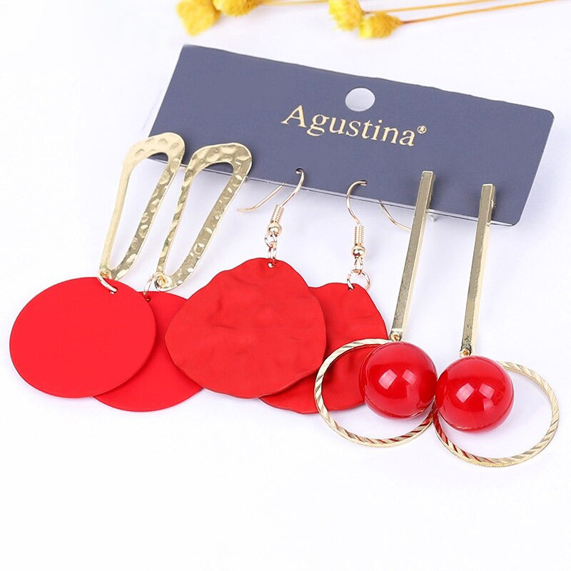 Hochmodisches mehrfarbiges Bohemian-Set mit langen baumelnden Ohrringen