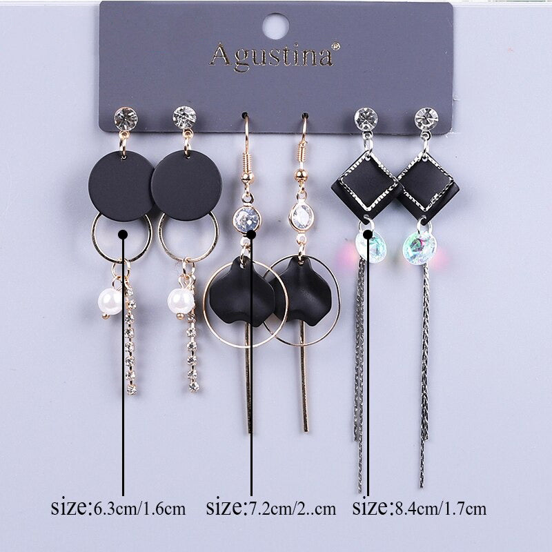 Hochmodisches mehrfarbiges Bohemian-Set mit langen baumelnden Ohrringen