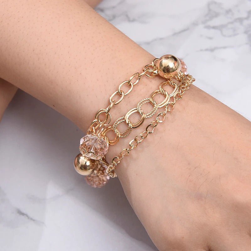 Hochmodisches mehrschichtiges Armband mit Strasssteinen, Perlen, Kette und Schloss