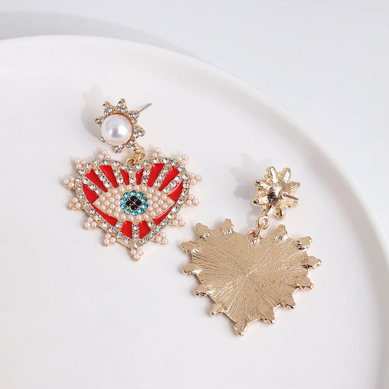 Statement-Ohrringe im Hippie- und Trendy-Stil in Herzform mit Glücksaugen-Tropfen