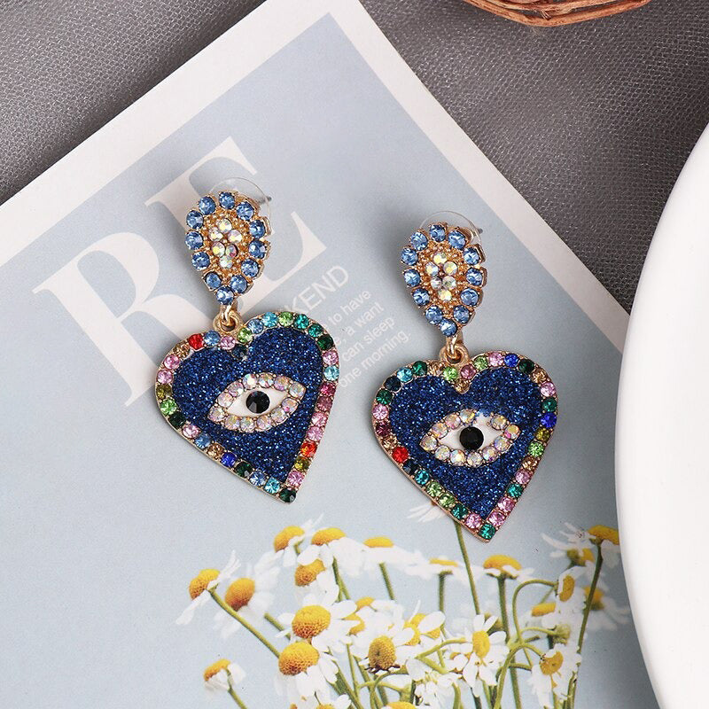 Statement-Ohrringe im Hippie- und Trendy-Stil in Herzform mit Glücksaugen-Tropfen