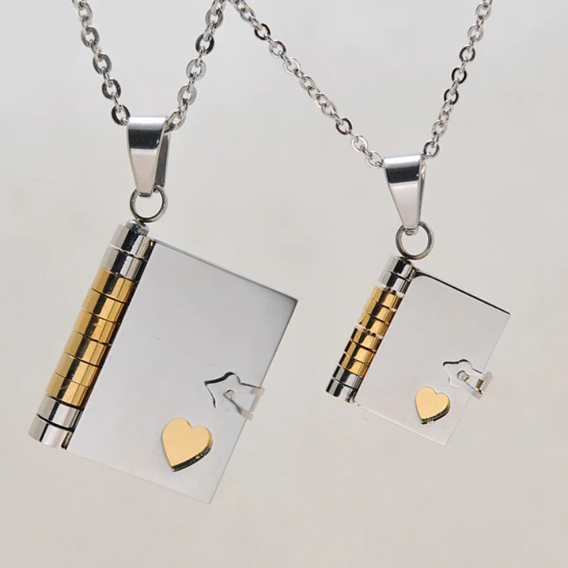 Passende Halskette mit Anhänger „Sie und Ihn“ – zum Öffnen – Liebesbriefbuch