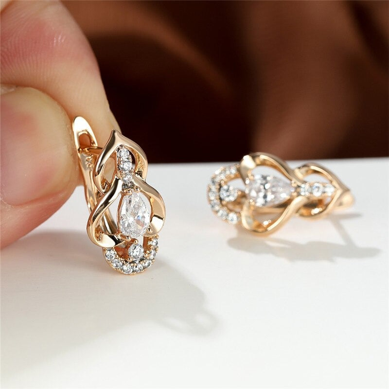 Hohle mehrfarbige, mit Wassertropfen verzierte Ohrringe mit Zirkonia und Doppelherz