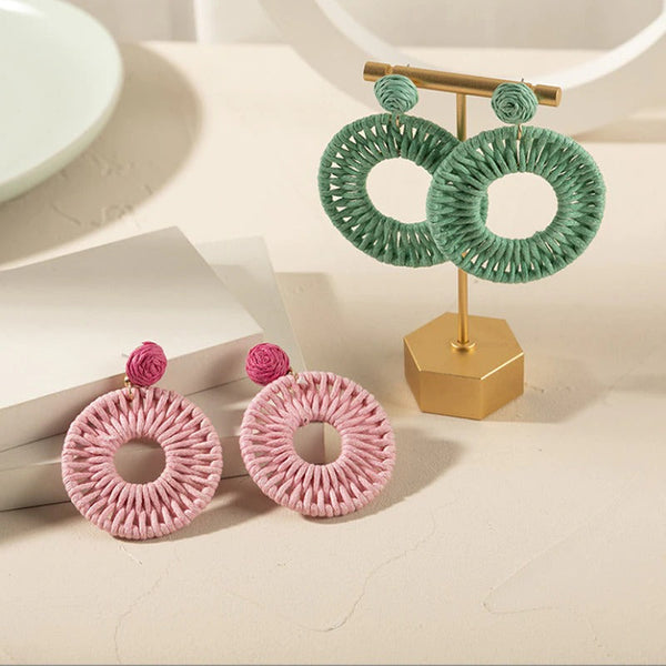 Ausgehöhlte, runde, böhmische Rattan-Ohrringe