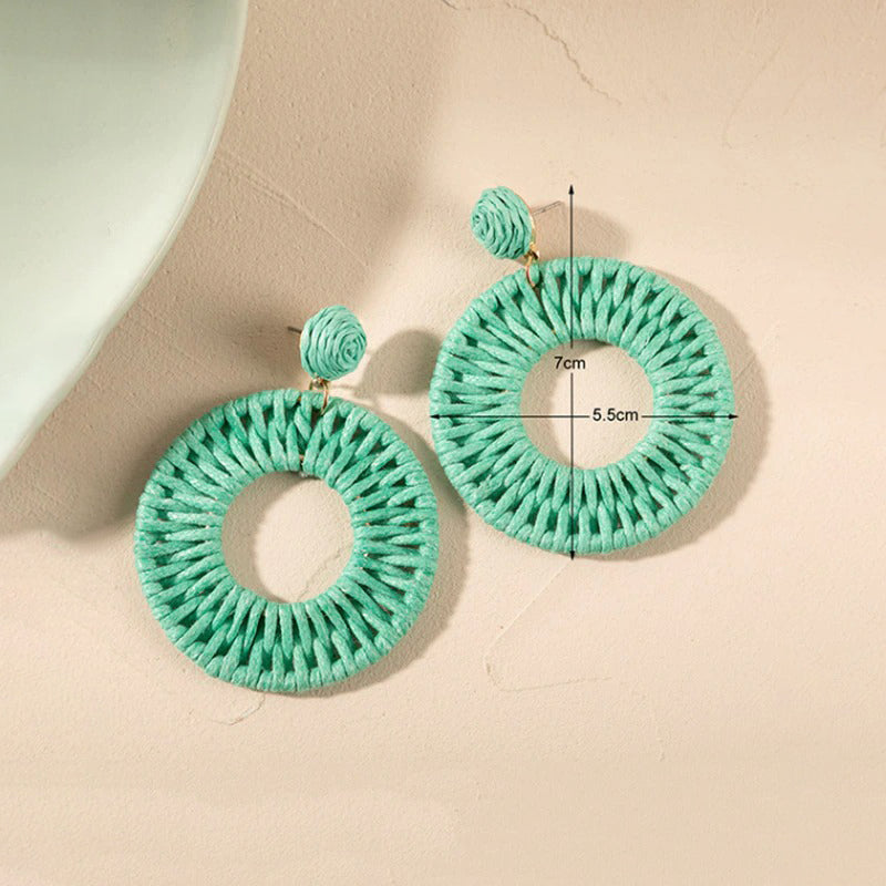 Ausgehöhlte, runde, böhmische Rattan-Ohrringe