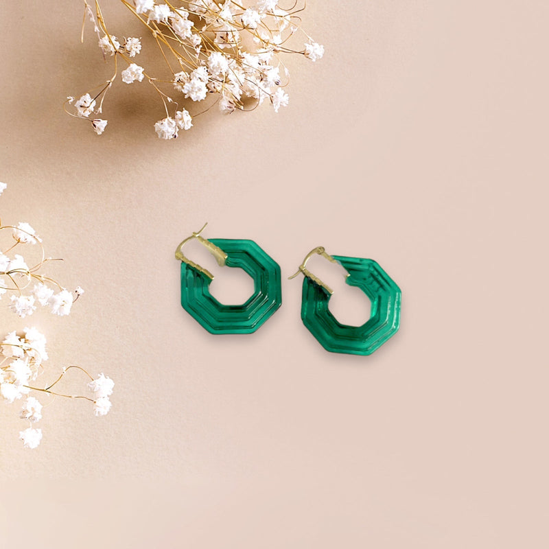 Geometrische Ohrringe im Retro-Stil