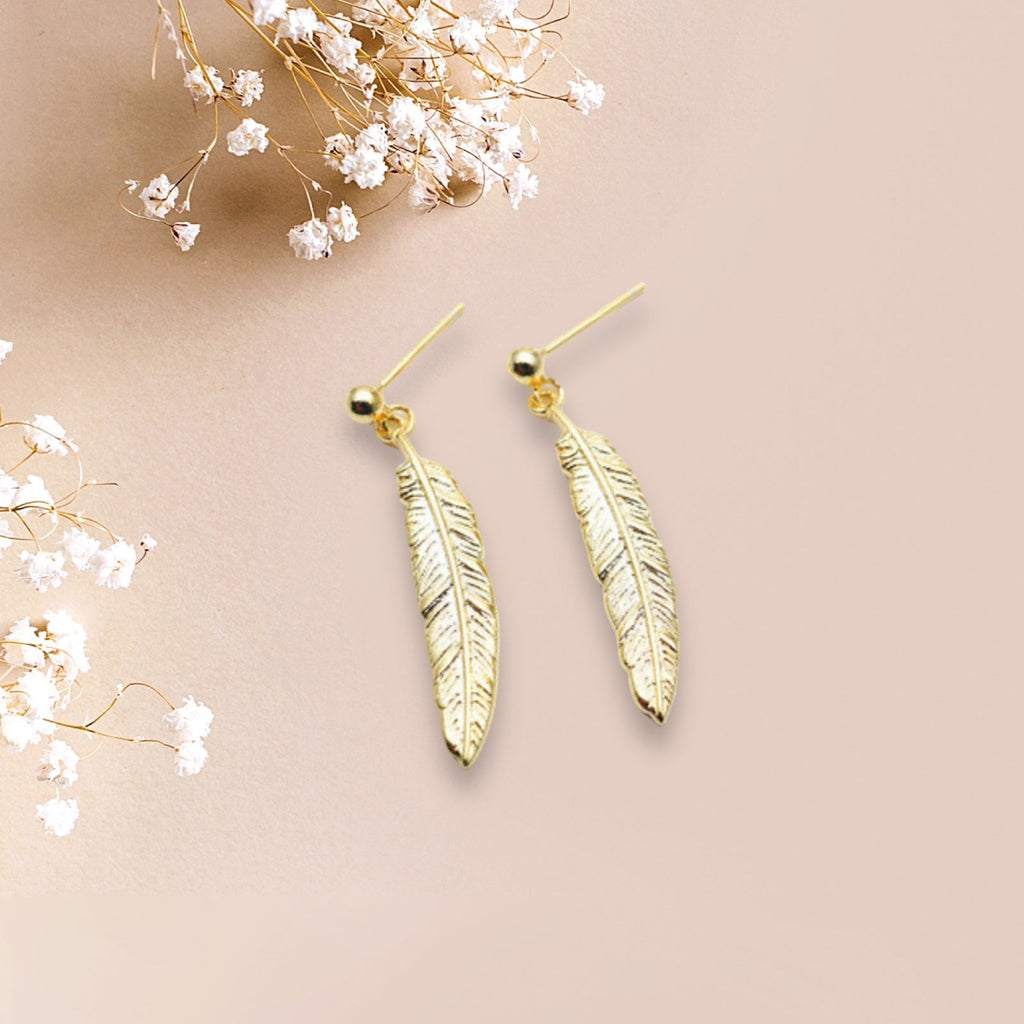 18K vergoldete Federohrringe aus Sterlingsilber