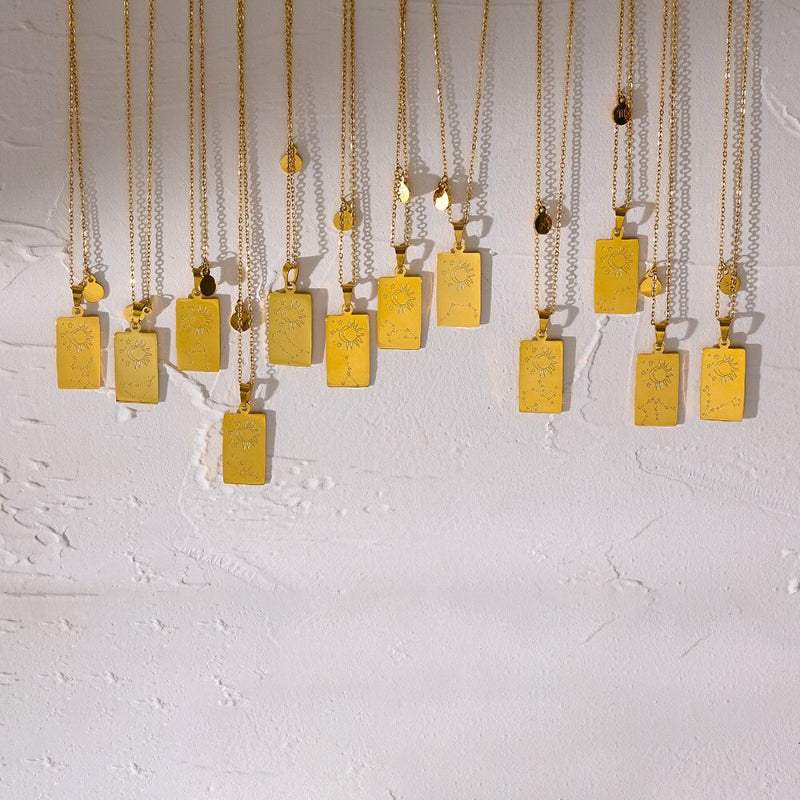 Beeindruckende Halsketten mit quadratischem Anhänger und 12 Sternbildern