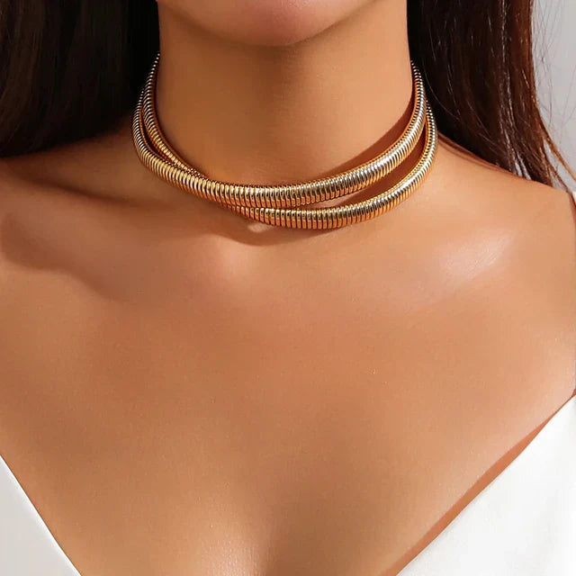 Choker aus Gold- und Silbermischung – Spiraldesign, luxuriöse mehrlagige Halskette