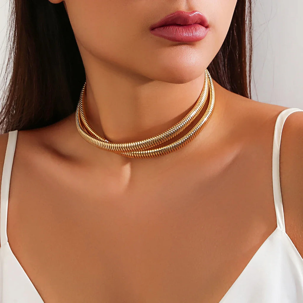 Choker aus Gold- und Silbermischung – Spiraldesign, luxuriöse mehrlagige Halskette