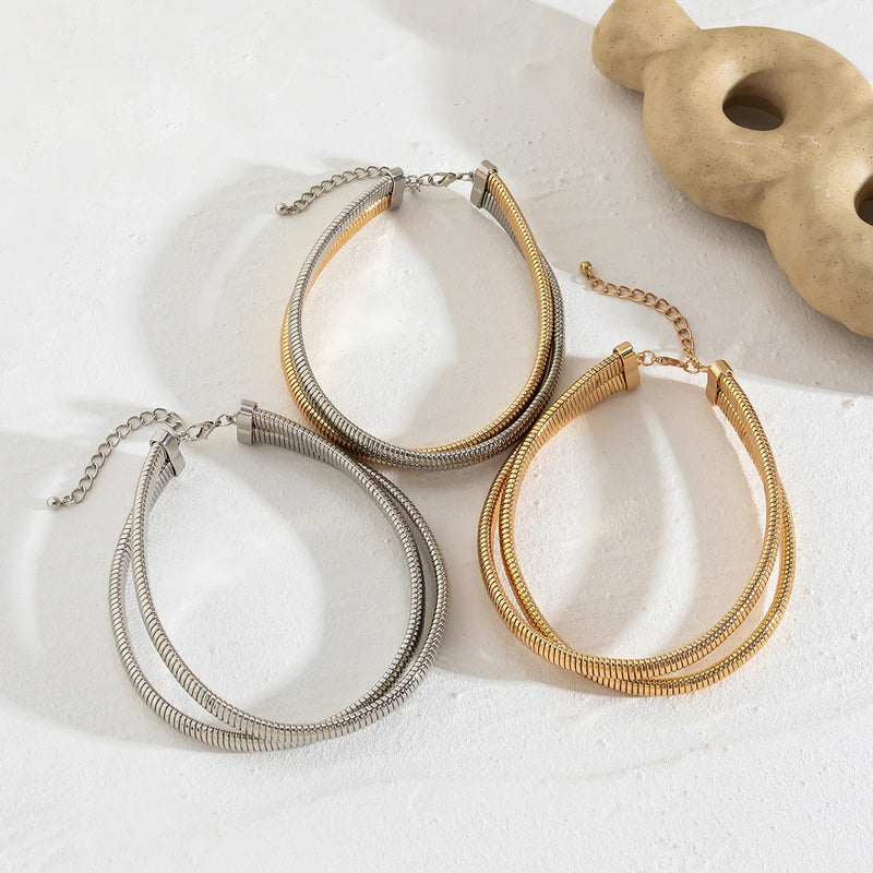 Choker aus Gold- und Silbermischung – Spiraldesign, luxuriöse mehrlagige Halskette