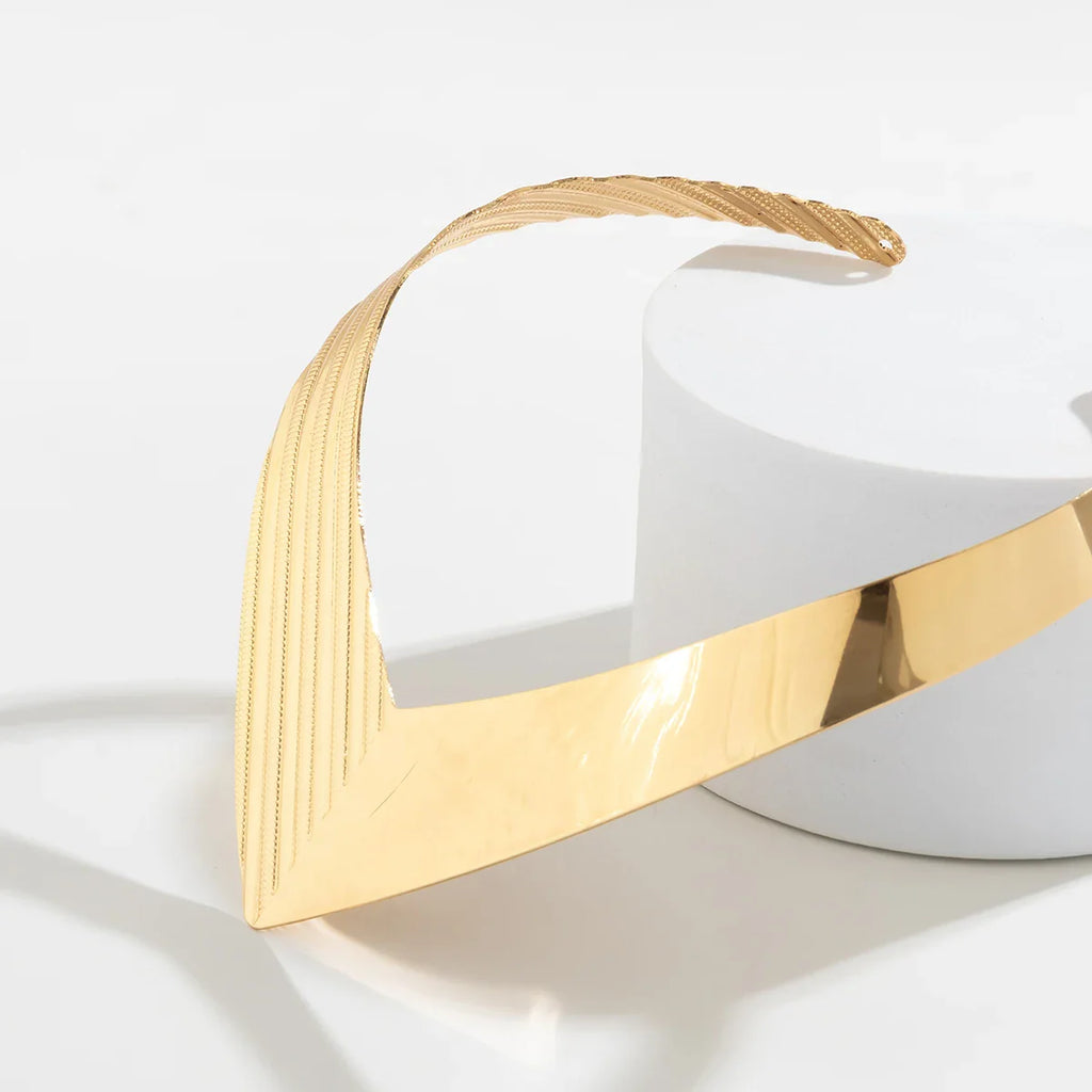 Poliertes Goldhalsband | Minimalistische Goldkette | Elegantes Metallhalsband