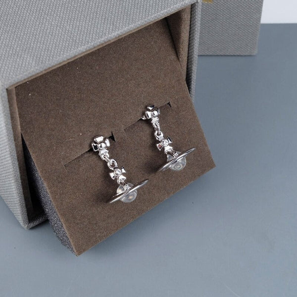 Ohrhänger mit Planeten im Interstellar-Stil