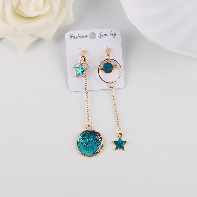 Asymmetrische Ohrclips mit koreanischen Modesternen, Monden und Planeten