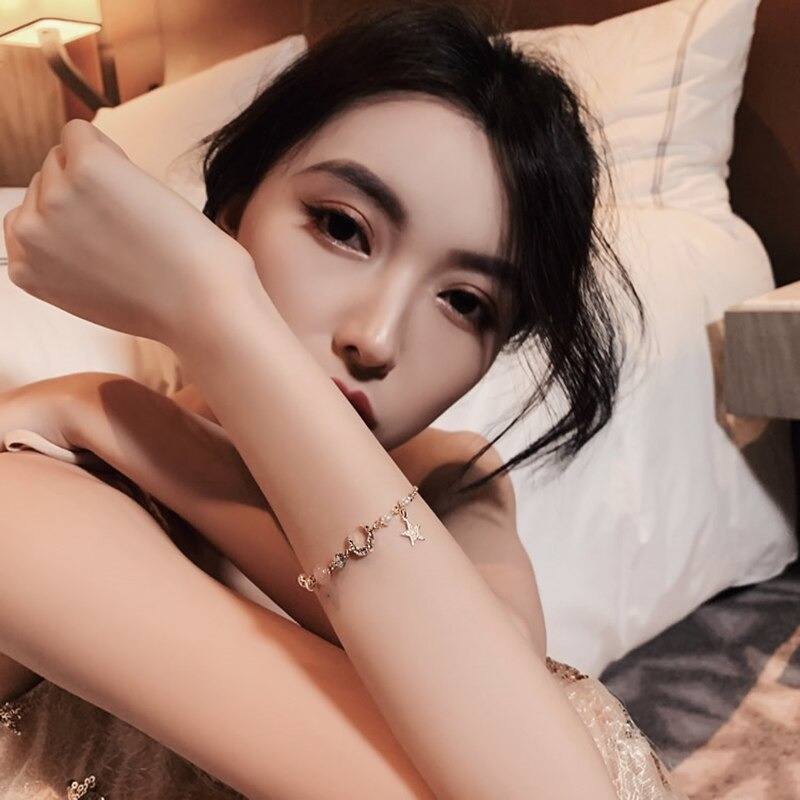 Verträumtes Mond- und Sternarmband im koreanischen Stil